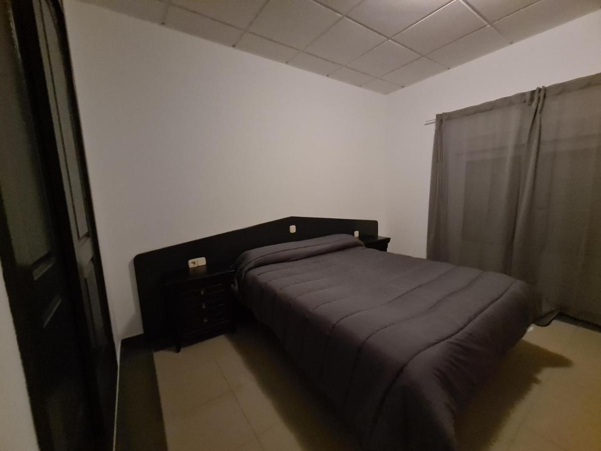 Castrillo de la Guareña Hotel Lisboa מראה חיצוני תמונה