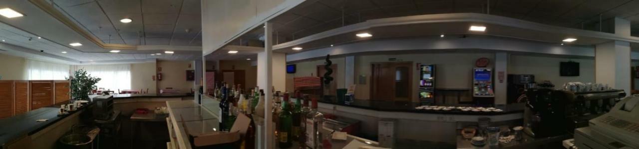 Castrillo de la Guareña Hotel Lisboa מראה חיצוני תמונה