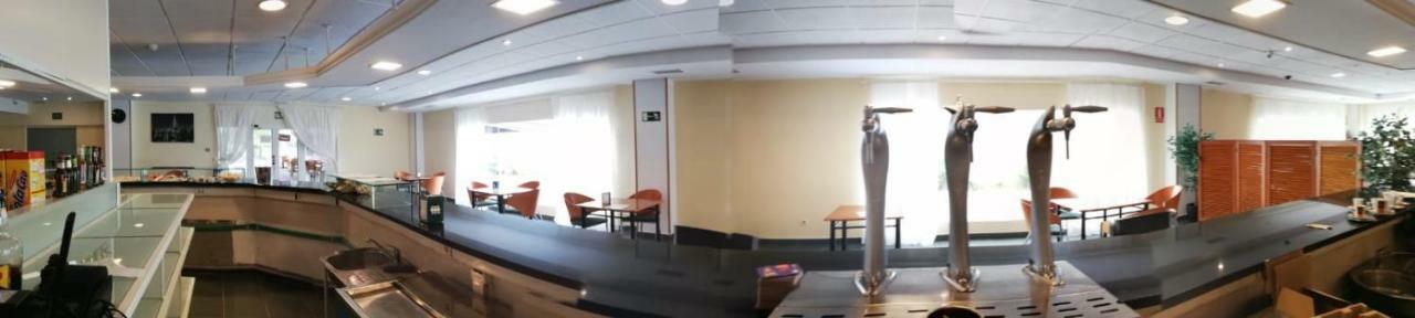 Castrillo de la Guareña Hotel Lisboa מראה חיצוני תמונה