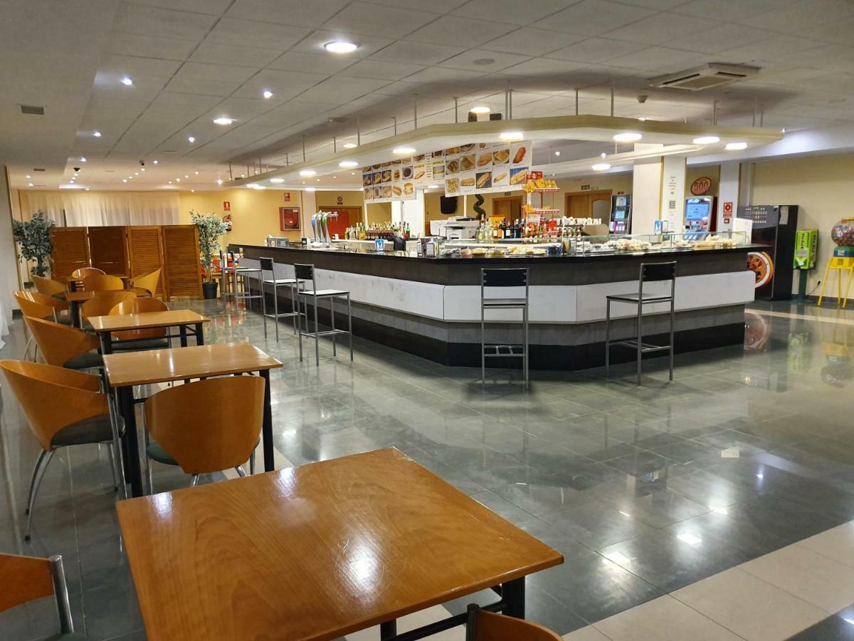 Castrillo de la Guareña Hotel Lisboa מראה חיצוני תמונה